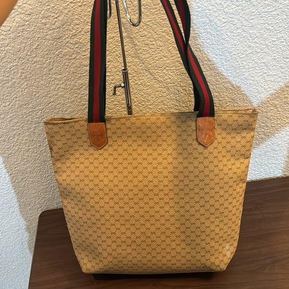 Vintage Gucci Monogram Shoulder Bag - Picture 3 of 10
